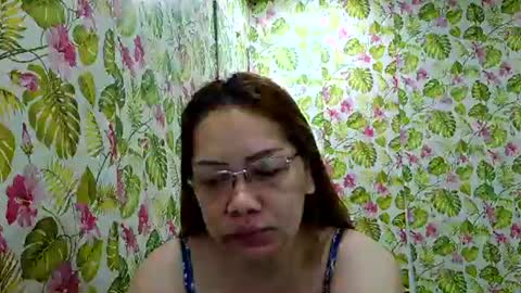 Snapshot of lovelyasiancutie chatting on 02/15/26, 08:27 lovelyasiancutie online show from 02/15/26, 08:27