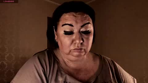 Snapshot of lovelyboobsx chatting on 01/06/26, 01:31 Anelana online show from 01/06/26, 01:31