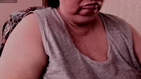 Snapshot of lovelyboobsx chatting on 03/10/26, 04:28 Anelana online show from 03/10/26, 04:28