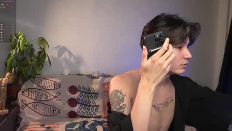 lovelydany3 online show from 10/18/25, 03:13