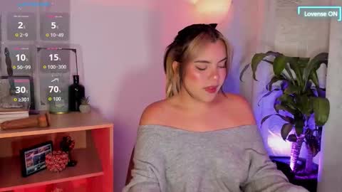 Snapshot of lovelygirl45 chatting on 03/26/26, 02:17 Valerie online show from 03/26/26, 02:17