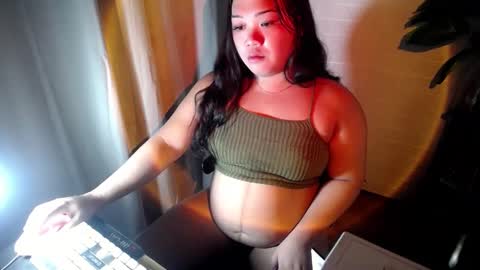 Snapshot of lovelyhot_christinexx chatting on 03/07/25, 01:53 Christine online show from 03/07/25, 01:53