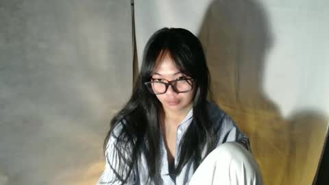 Kadita3 online show from 10/17/25, 01:20