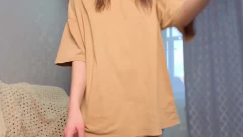 Kate only online show from 11/02/25, 07:55