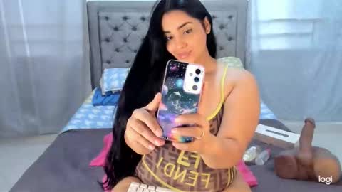 Snapshot of lovelykendall chatting on 01/28/25, 10:34 Kendall online show from 01/28/25, 10:34