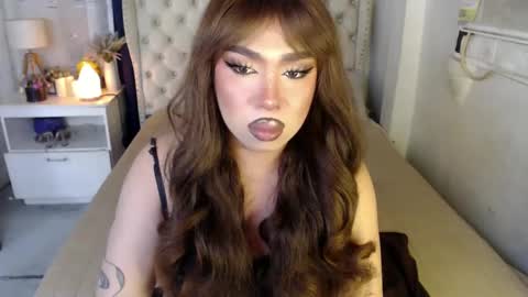 Snapshot of lovelymarie69 chatting on 01/05/25, 08:31 Rebeca online show from 01/05/25, 08:31