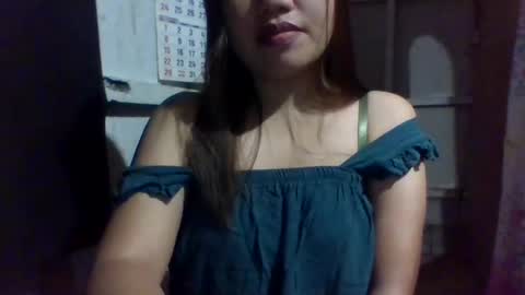 Snapshot of lovelymocha27 chatting on 12/08/24, 11:57 lovelymocha27s online show from 12/08/24, 11:57
