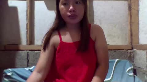 Snapshot of lovelymocha27 chatting on 12/29/24, 04:05 lovelymocha27s online show from 12/29/24, 04:05