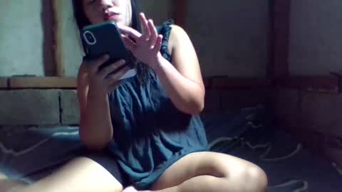 Snapshot of lovelymocha27 chatting on 01/11/25, 05:31 lovelymocha27s online show from 01/11/25, 05:31