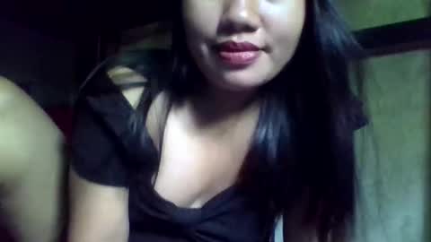 Snapshot of lovelymocha27 chatting on 09/13/25, 02:44 lovelymocha27s online show from 09/13/25, 02:44