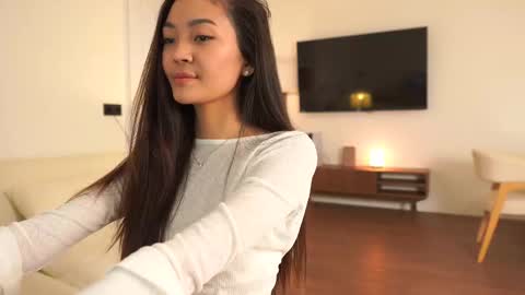 kim online show from 09/26/25, 02:21