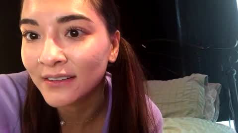 Snapshot of lovelyqueenaria chatting on 01/01/25, 08:37 Queen Aria  online show from 01/01/25, 08:37