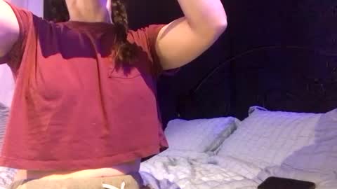 Snapshot of lovelyqueenaria chatting on 01/05/25, 12:09 Queen Aria  online show from 01/05/25, 12:09