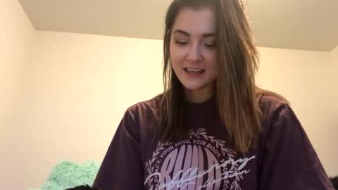 Snapshot of lovelyqueenaria chatting on 10/30/25, 07:58 Queen Aria  online show from 10/30/25, 07:58