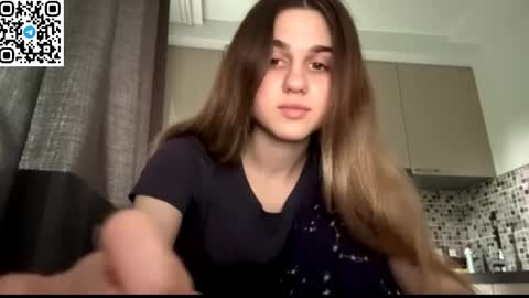 Snapshot of lovelysilk_63 chatting on 06/07/26, 08:29 ELA online show from 06/07/26, 08:29