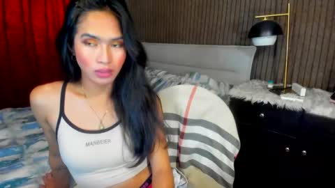 Snapshot of lovemarie19x chatting on 01/27/25, 03:47 pauleen online show from 01/27/25, 03:47