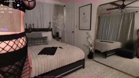 Scarlett online show from 01/17/25, 09:28