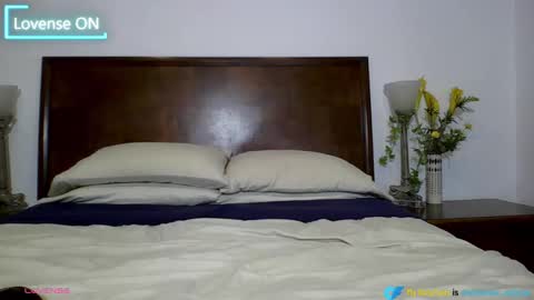 Christine online show from 02/06/25, 04:47