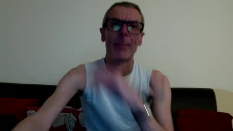 Snapshot of lovepvclate40s chatting on 12/16/24, 08:48 lovepvcearly50s online show from 12/16/24, 08:48