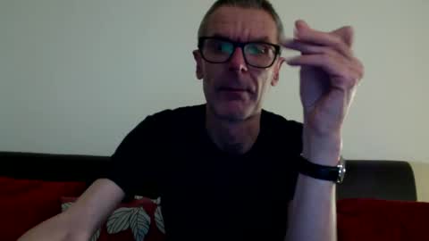 Snapshot of lovepvclate40s chatting on 12/17/24, 08:21 lovepvcearly50s online show from 12/17/24, 08:21