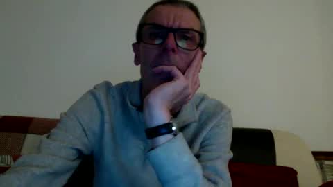 Snapshot of lovepvclate40s chatting on 01/01/25, 07:43 lovepvcearly50s online show from 01/01/25, 07:43