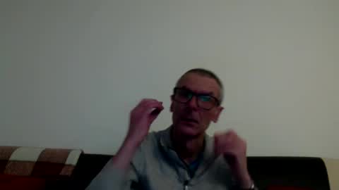 Snapshot of lovepvclate40s chatting on 01/19/25, 07:58 lovepvcearly50s online show from 01/19/25, 07:58