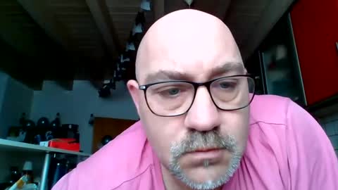 lover010983 online show from 02/17/25, 09:13