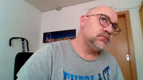 lover010983 online show from 03/12/25, 08:08