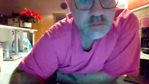 lover010983 online show from 11/14/25, 05:28