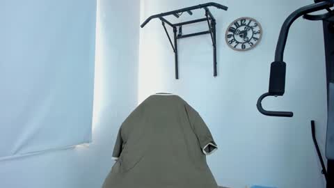 Snapshot of lover_fitnessboy chatting on 01/20/25, 01:32 kevin online show from 01/20/25, 01:32