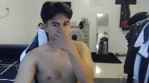 loverboyph04 online show from 11/21/25, 04:00