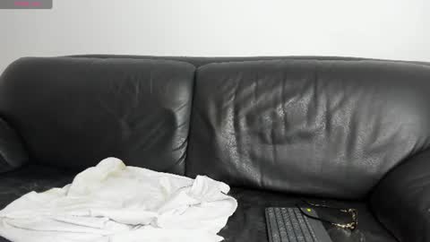 Snapshot of lovermike_ chatting on 06/27/26, 05:12 Mike online show from 06/27/26, 05:12