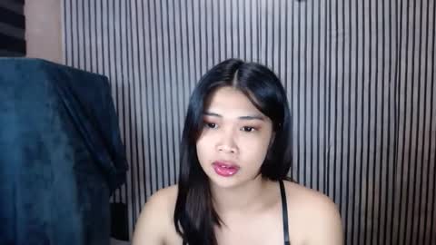 Snapshot of loverph15 chatting on 10/14/25, 08:31 loverph15 online show from 10/14/25, 08:31