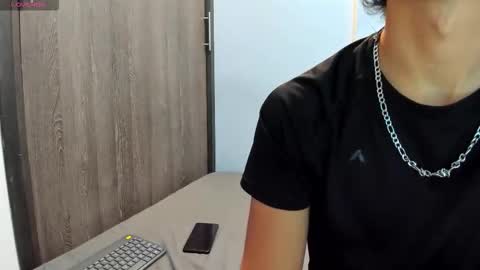 Lovers Clover X online show from 10/31/25, 12:55