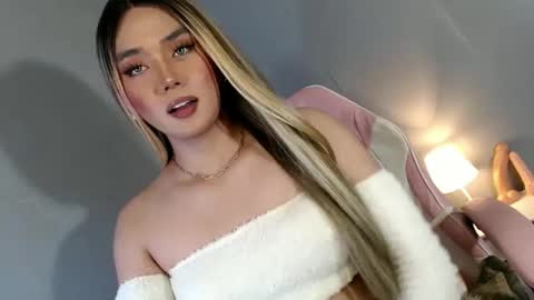 lovers moon22 online show from 12/15/24, 12:51