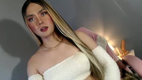 lovers moon22 online show from 01/10/25, 12:49