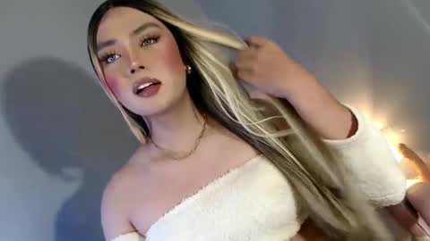 lovers moon22 online show from 02/08/25, 11:24