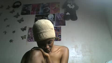 Snapshot of lovers_oncam chatting on 07/05/26, 07:26 RedJoy online show from 07/05/26, 07:26