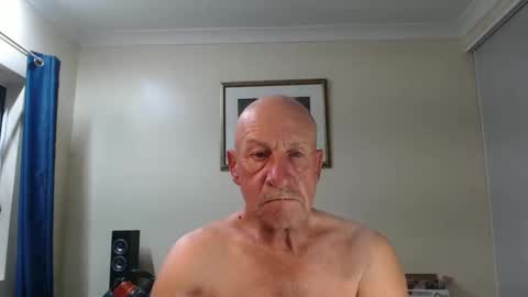 Lovesblackazz online show from 12/31/24, 11:09