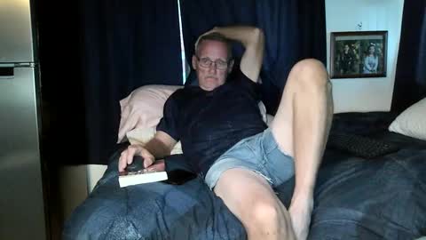 Snapshot of lovesex6565 chatting on 09/28/25, 10:48 just here to have fun and cum online show from 09/28/25, 10:48