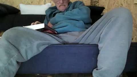 just here to have fun and cum online show from 10/31/25, 07:26