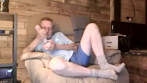 Snapshot of lovesex6565 chatting on 03/30/26, 12:11 just here to have fun and cum online show from 03/30/26, 12:11
