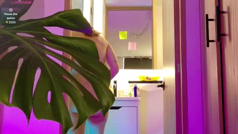 LovesKingdom online show from 02/09/26, 02:21