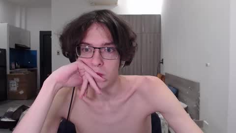 LovesomeCookie online show from 11/30/25, 05:39