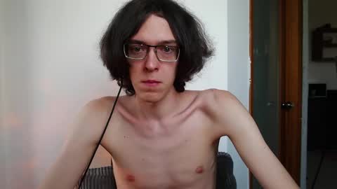 Snapshot of lovesomecookies chatting on 04/14/26, 09:04 LovesomeCookie online show from 04/14/26, 09:04