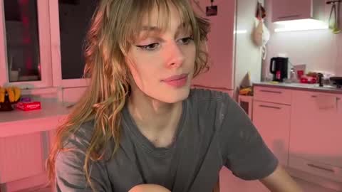 lovesstation online show from 01/28/25, 03:04