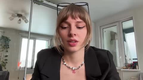 lovesstation online show from 02/26/26, 01:21