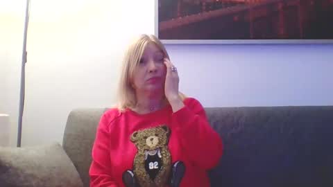 Snapshot of lovestar544963 chatting on 12/05/24, 11:07 Marlyn online show from 12/05/24, 11:07