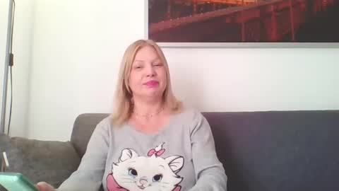 Snapshot of lovestar544963 chatting on 12/07/24, 01:29 Marlyn online show from 12/07/24, 01:29