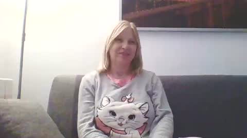 Snapshot of lovestar544963 chatting on 12/26/24, 09:58 Marlyn online show from 12/26/24, 09:58